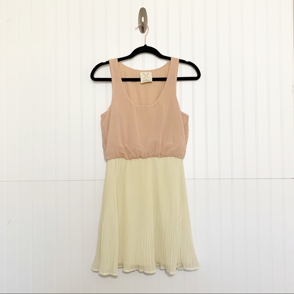Pins & Needles Blush Chiffon Pleated Mini Dress - Picture 1 of 4